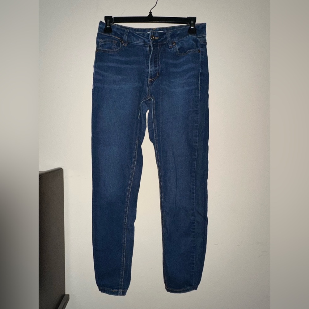 Women’s jeans size 4